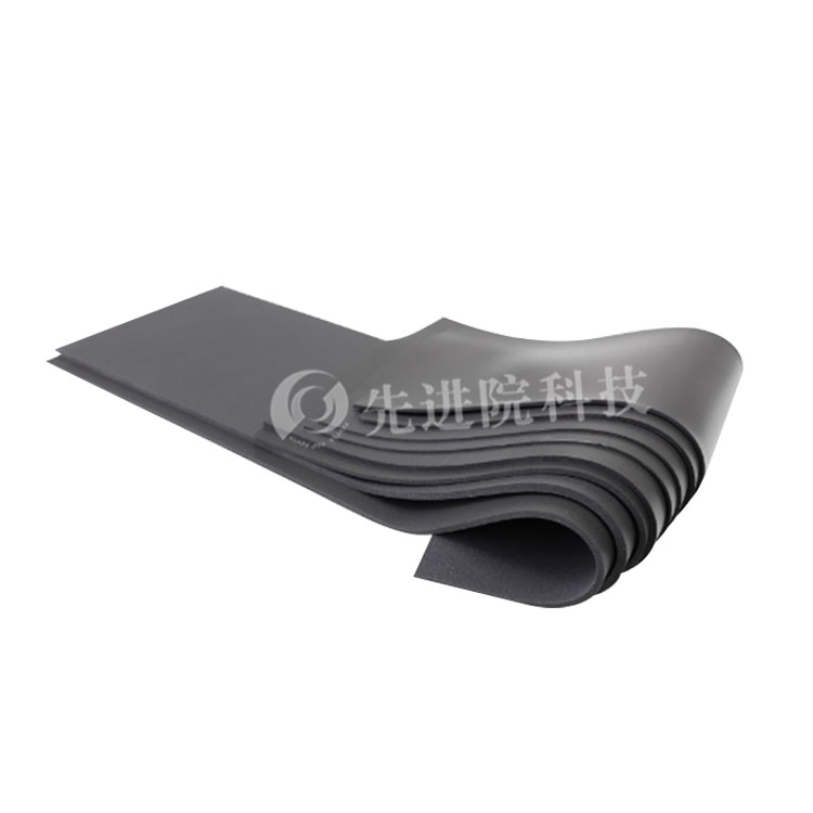 Conductive polyolefin foam